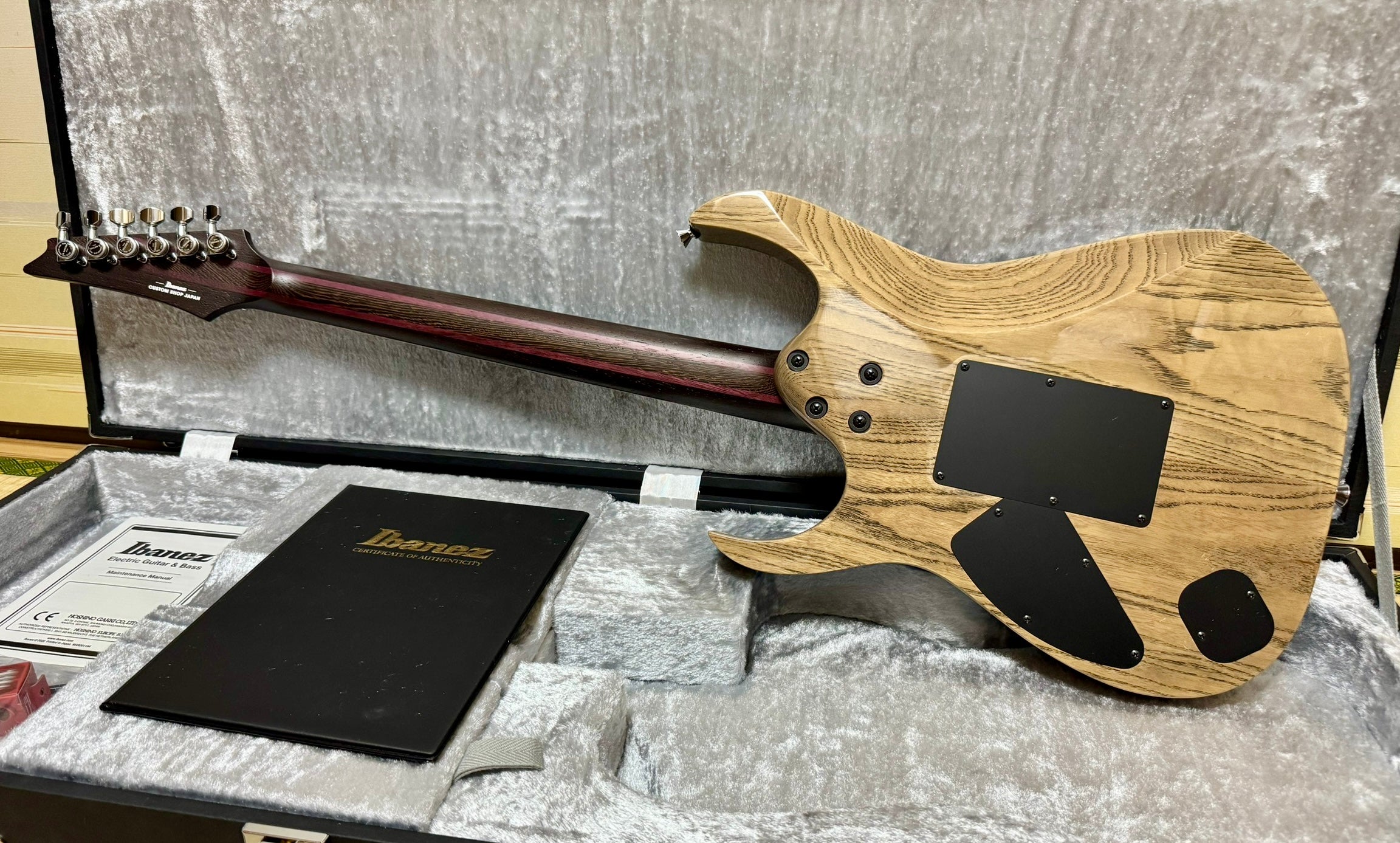[신품] Ibanez J·Custom JCRG25C02 Limited Model 2025 아이바네즈 한정판 하이엔드 모델