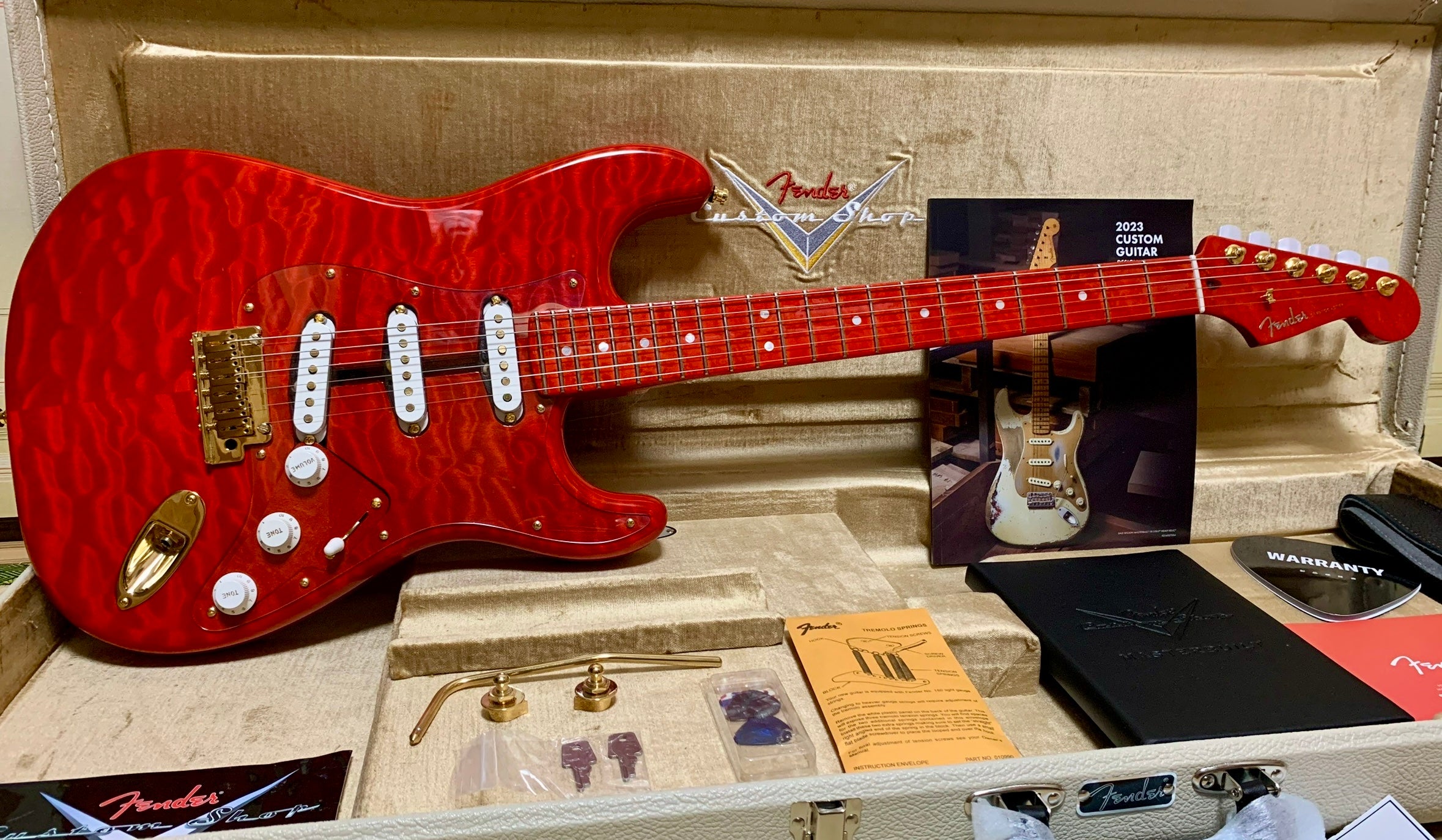 [신품] Fender Custom Shop MBS 5A Quilt Maple Stratocaster NOS Trans Red Burst by Dennis Galuszka 2023年製