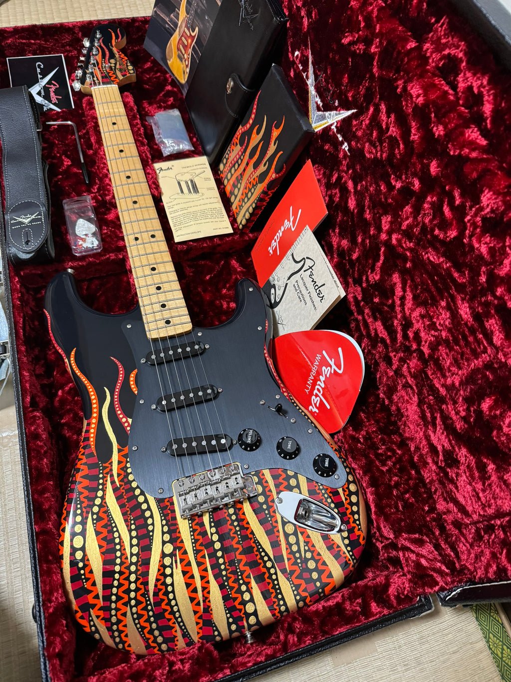 [중고A+] Fender Custom Shop MBS 1969 Stratocaster Art Work Sarah Gallenberger Greg Fessler 2020
