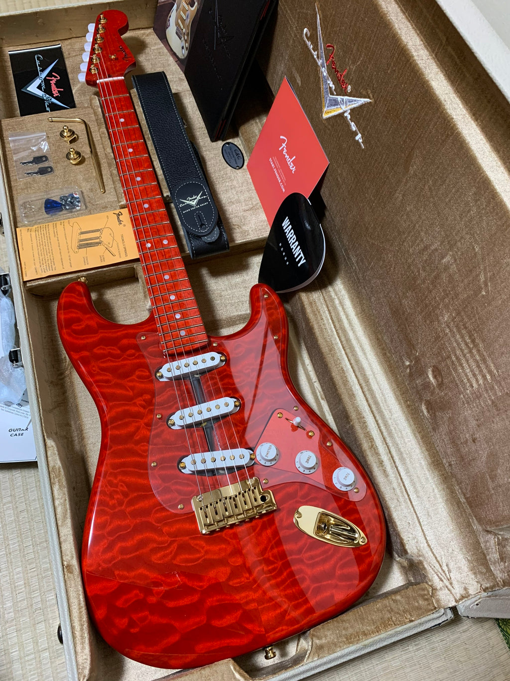 [신품] Fender Custom Shop MBS 5A Quilt Maple Stratocaster NOS Trans Red Burst by Dennis Galuszka 2023年製