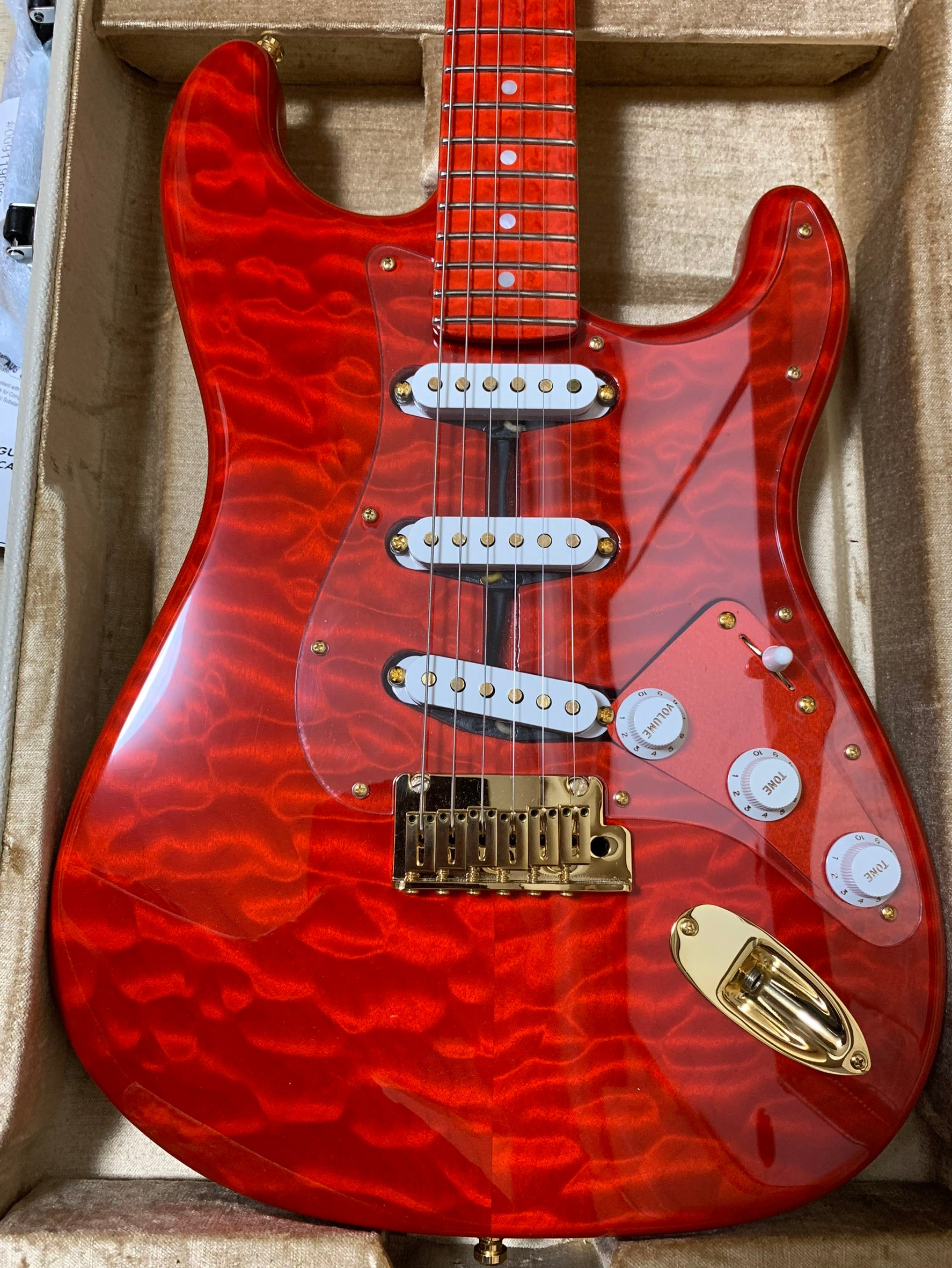 [신품] Fender Custom Shop MBS 5A Quilt Maple Stratocaster NOS Trans Red Burst by Dennis Galuszka 2023年製