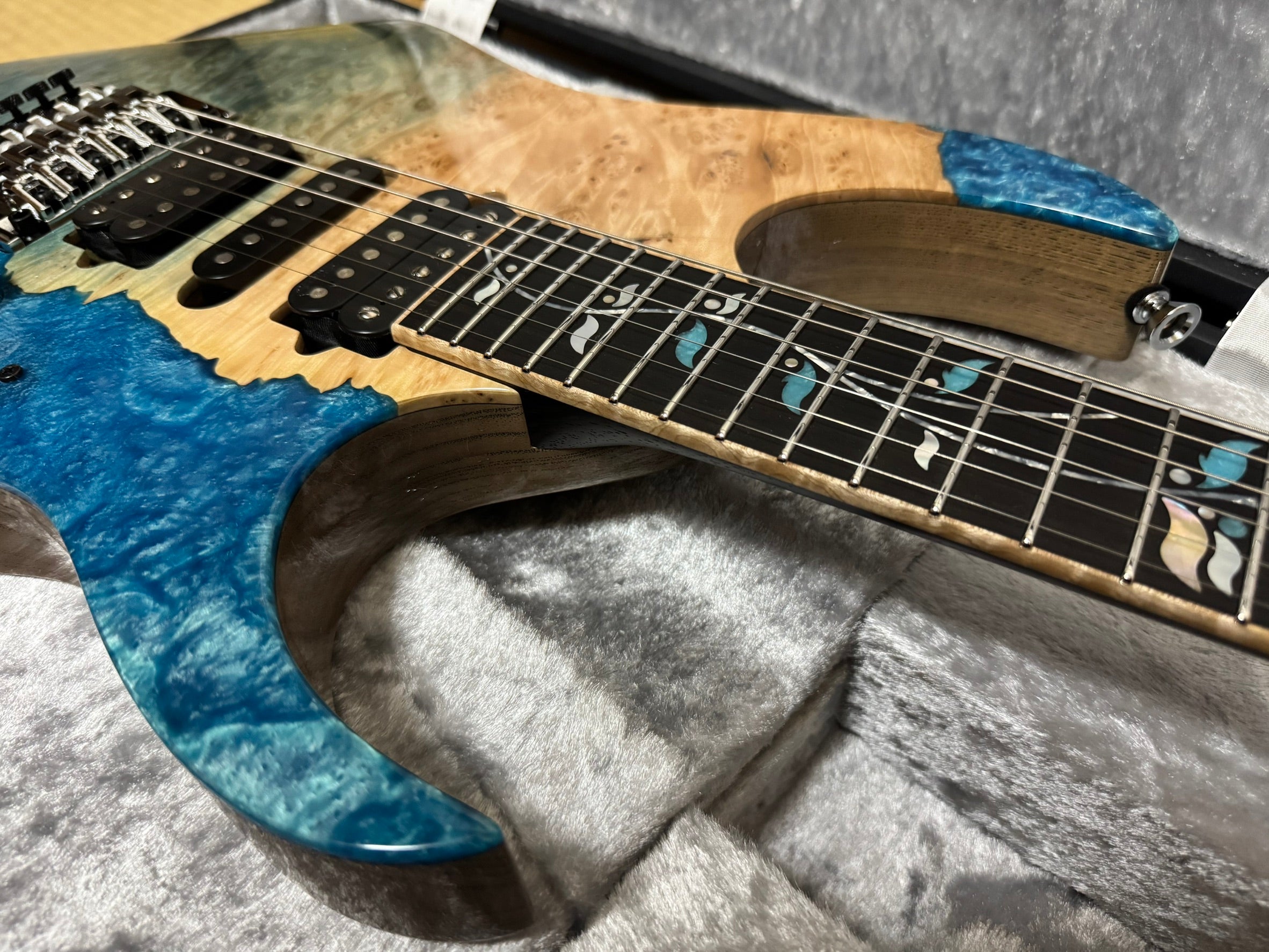 [신품] Ibanez J·Custom JCRG25C02 Limited Model 2025 아이바네즈 한정판 하이엔드 모델