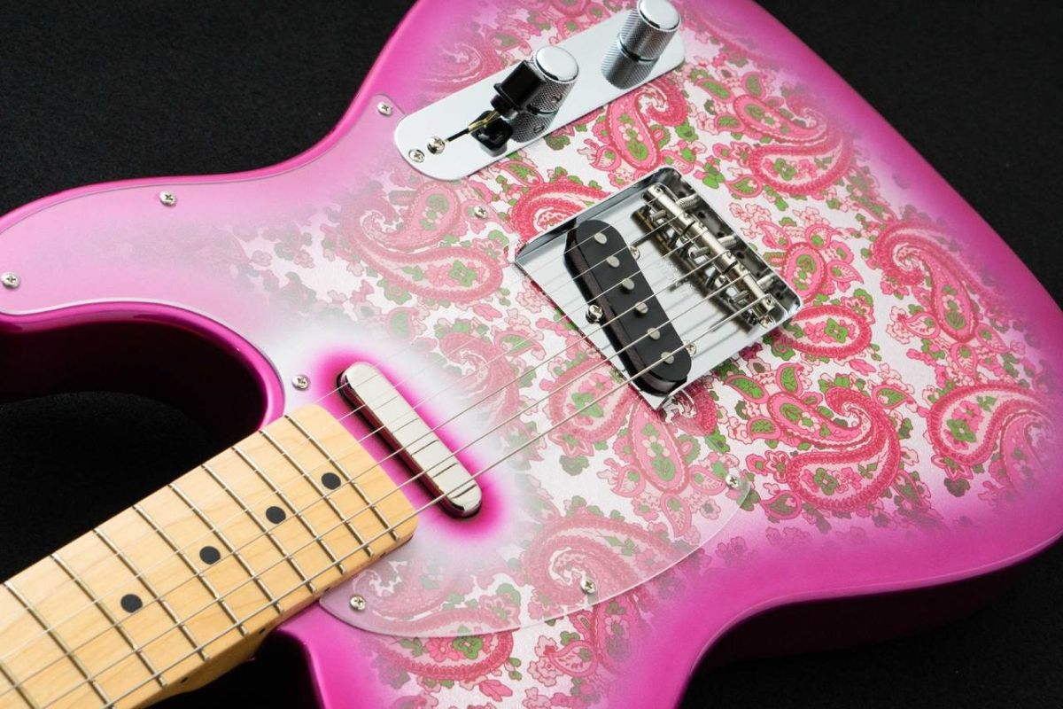 [한정부활] Fender Made in Japan Limited Telecaster Pink Paisley 【3.48kg】【JD25024881】